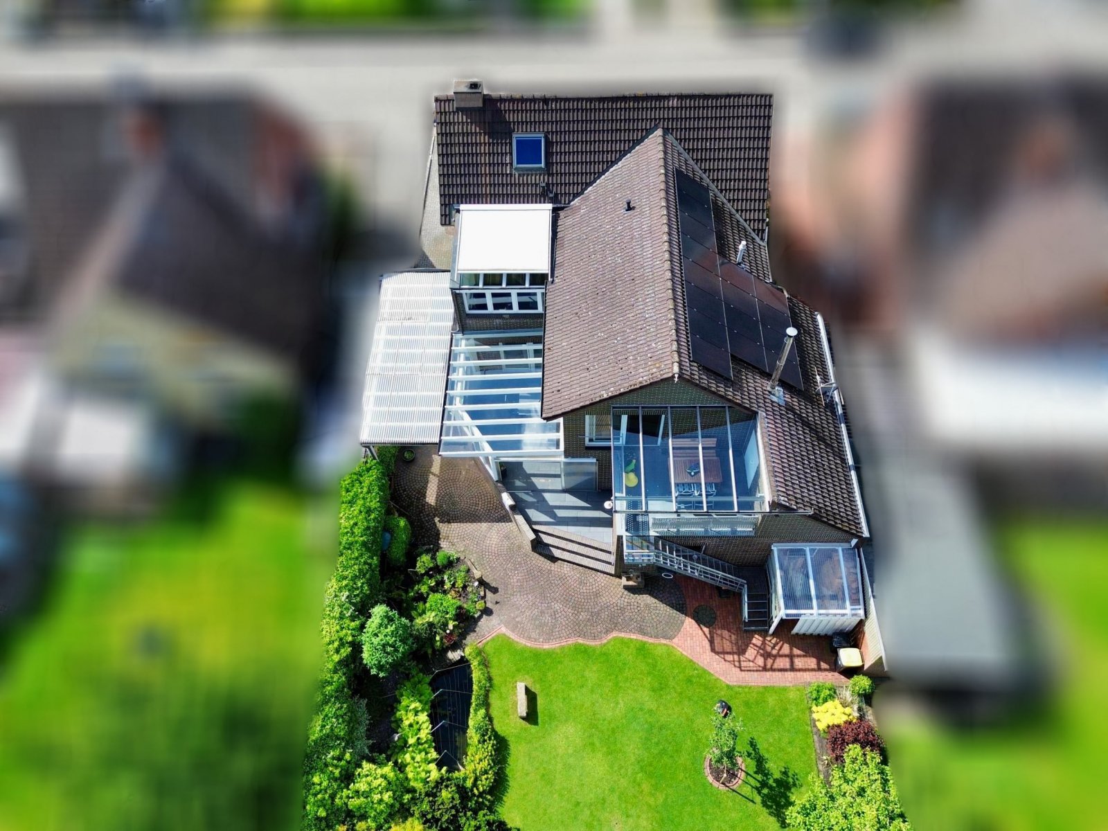 Nordhorn: Großzügiges Zweifamilienhaus in Nordhorn - Stadtflur Nordhorn: Großzügiges Zweifamilienhaus in Nordhorn - Stadtflur