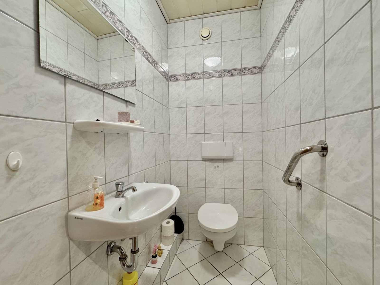 Gäste-WC EG Gäste-WC EG