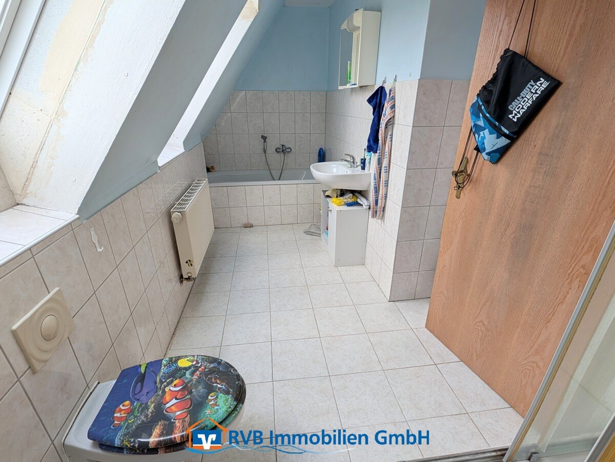 Vollbad im Dachgeschoss