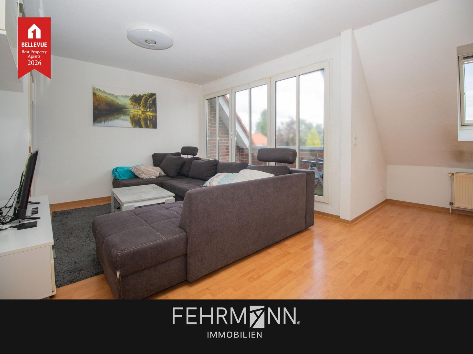 Aschendorf (Ems): Charmante Maisonettewohnung mit Loggia und Einbauküche - zur Miete! 