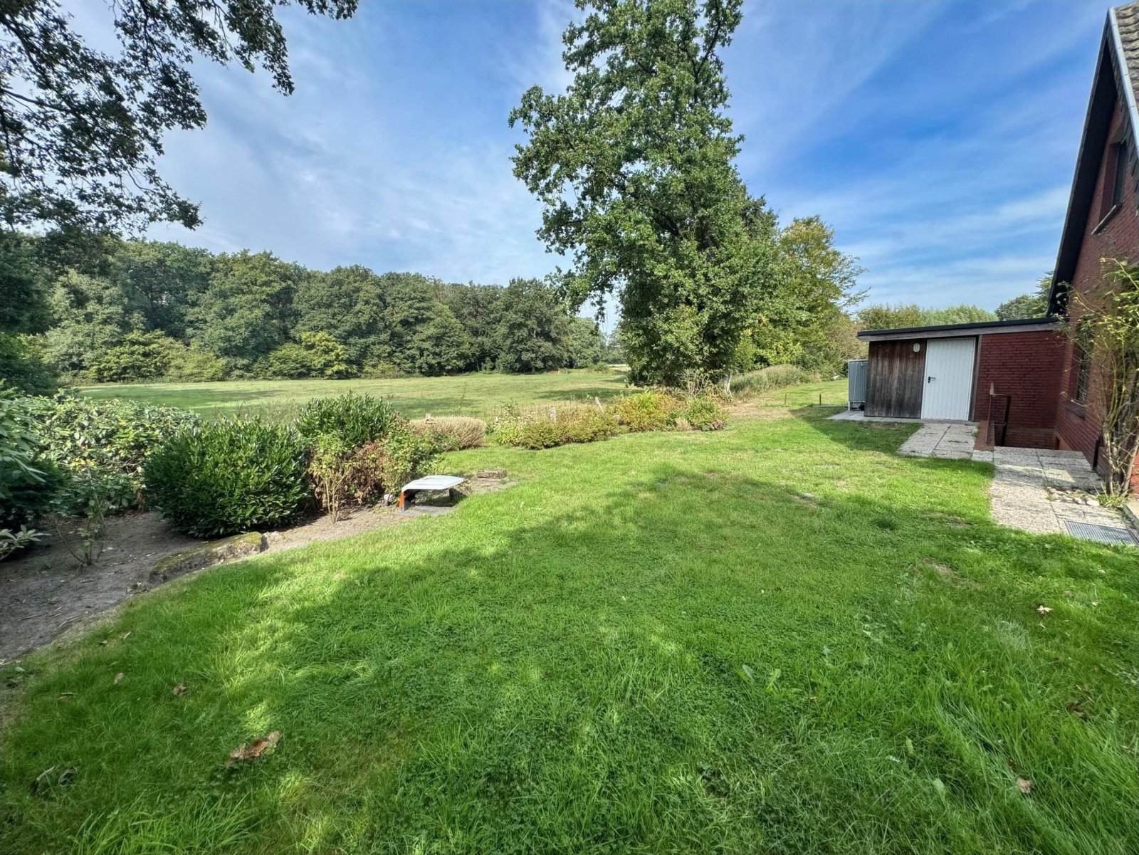 Garten mit Blick in Richtung Bentheimer Wald