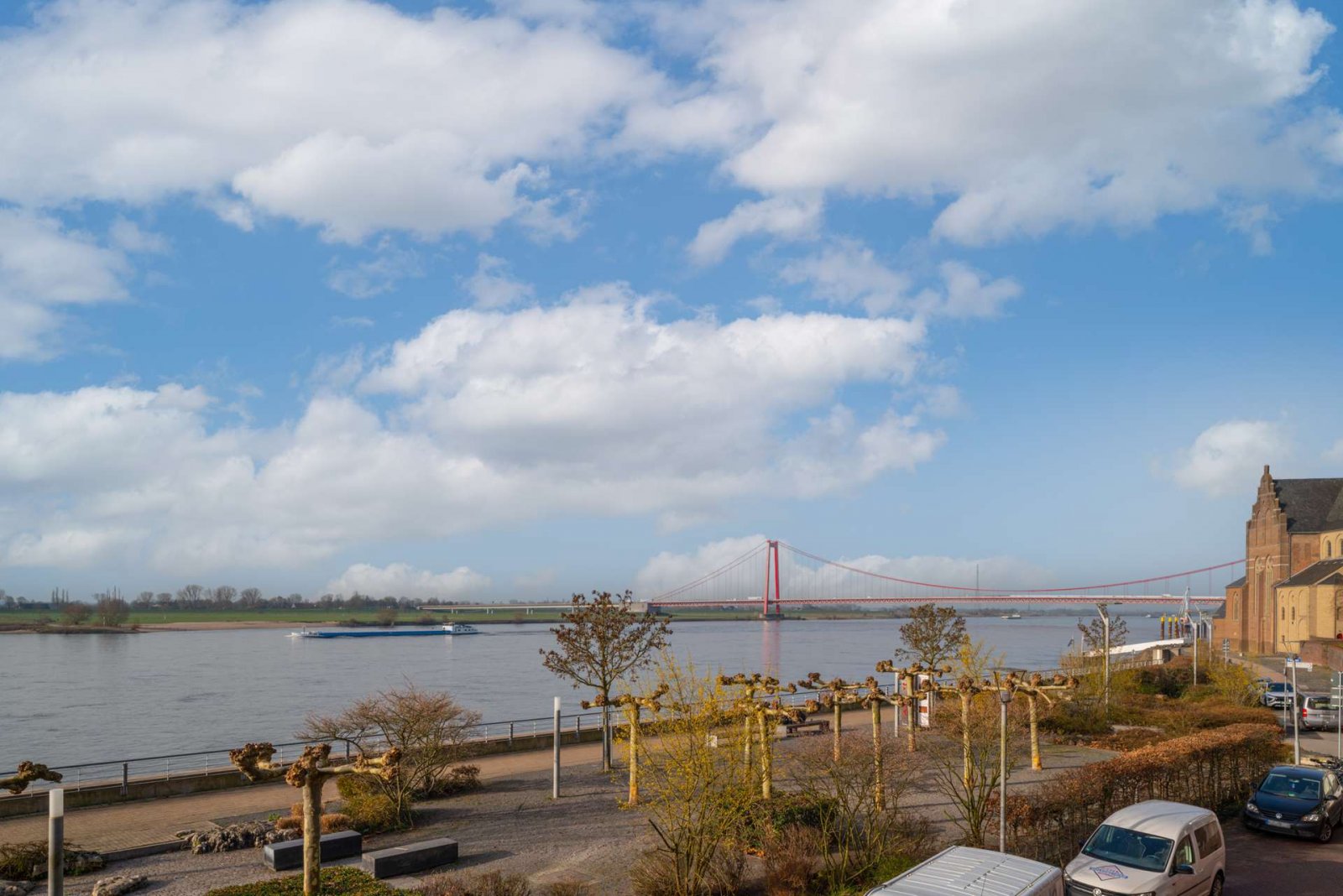 Emmerich am Rhein: Wohnen am Rhein: Balkon, Ausblick und Raum für Ihre eigenen Ideen Emmerich am Rhein: Wohnen am Rhein: Balkon, Ausblick und Raum für Ihre eigenen Ideen