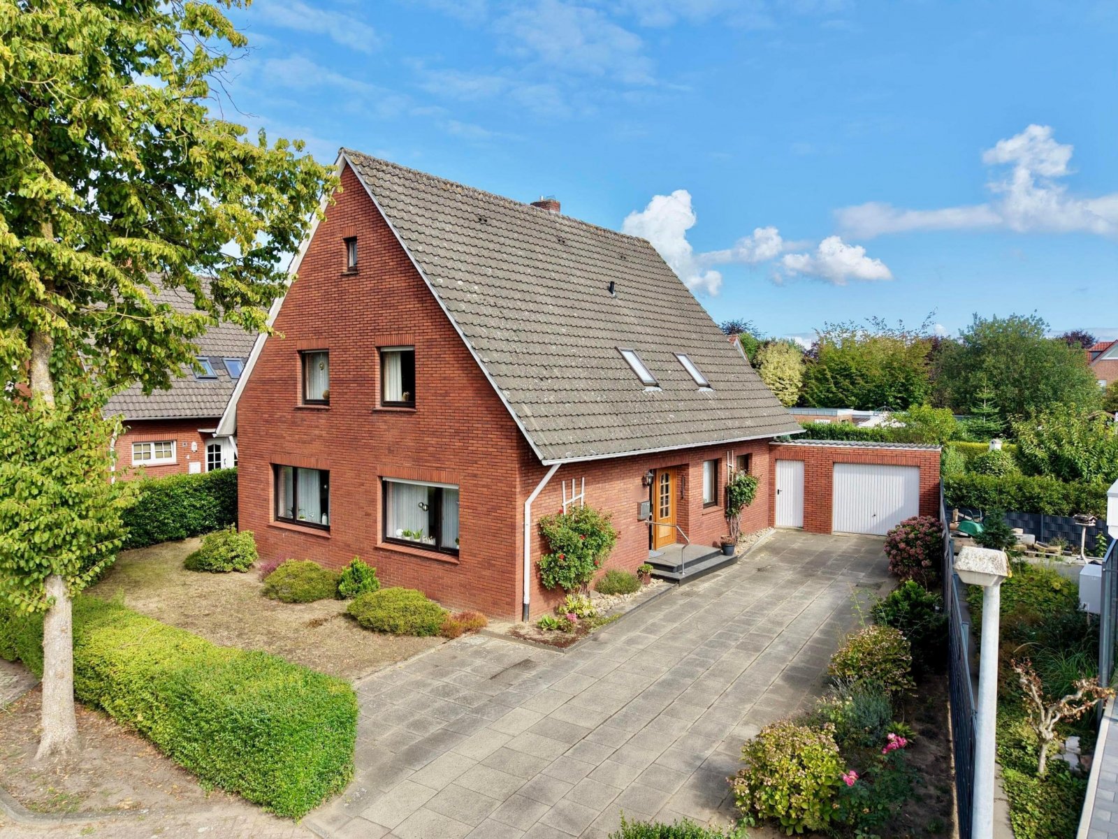 Neuenhaus: Großzügiges Einfamilienhaus mit vielseitigen Nutzungsmöglichkeiten in Neuenhaus Neuenhaus: Großzügiges Einfamilienhaus mit vielseitigen Nutzungsmöglichkeiten in Neuenhaus