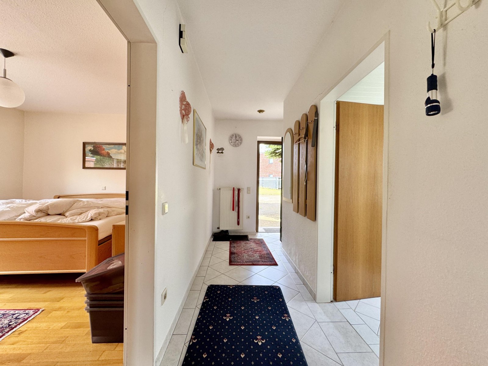 Schlafzimmer und Flur EG Schlafzimmer und Flur EG