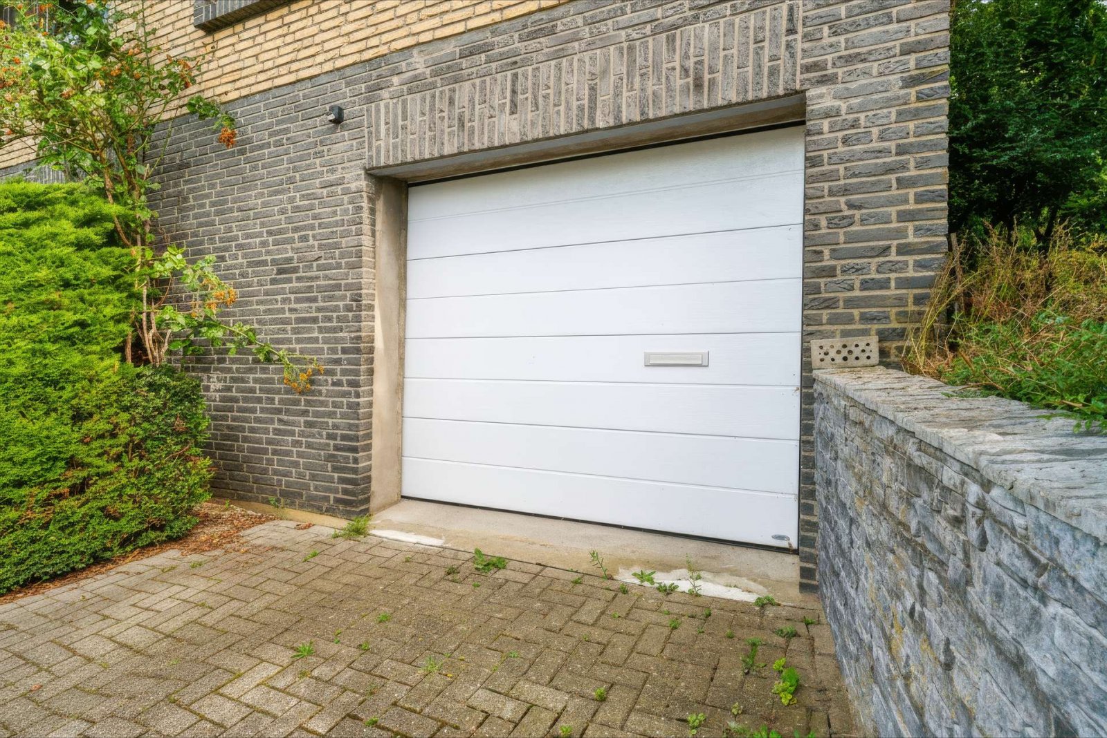 Garage Garage