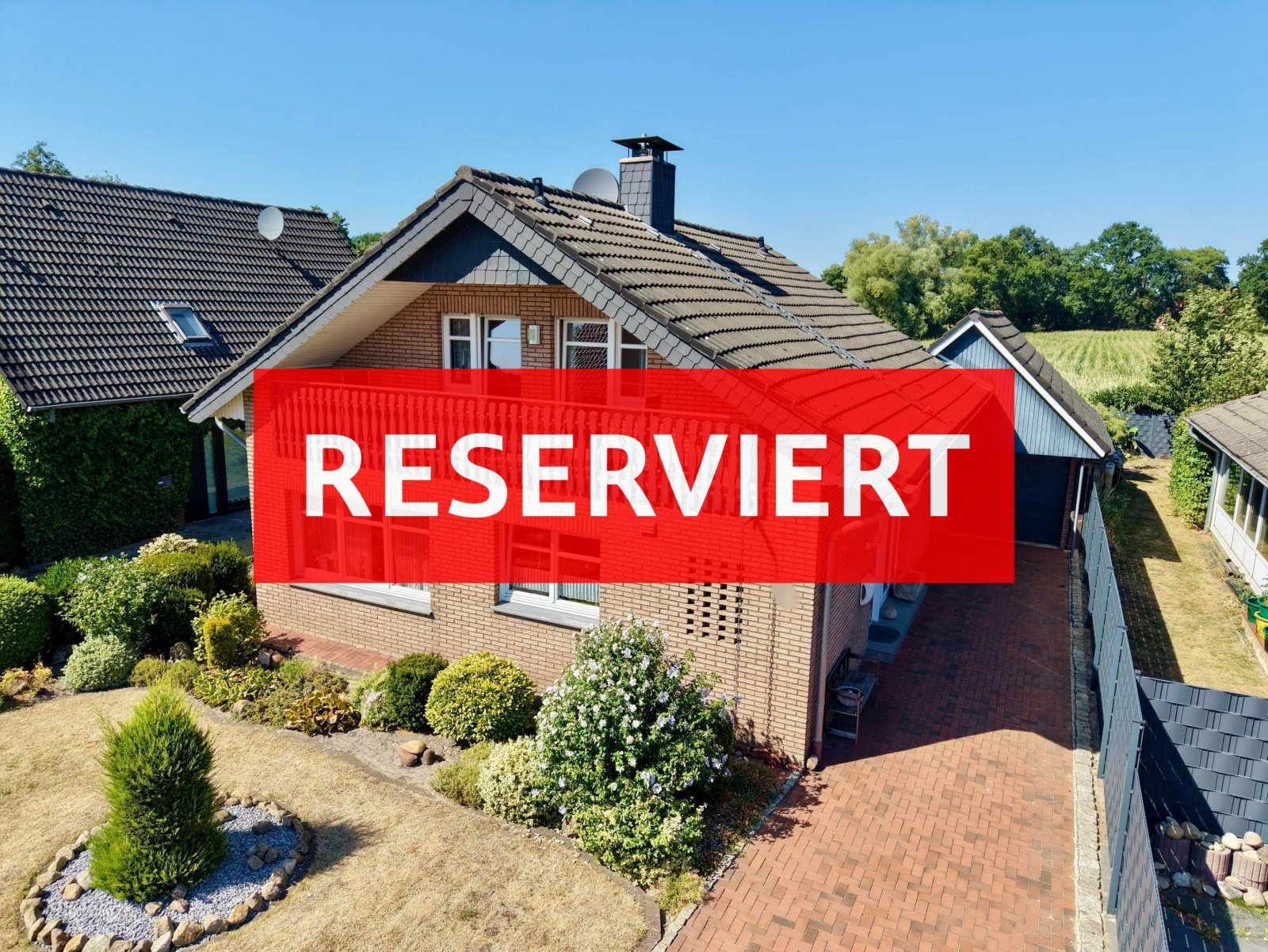 Luftbild von vorne Luftbild von vorne