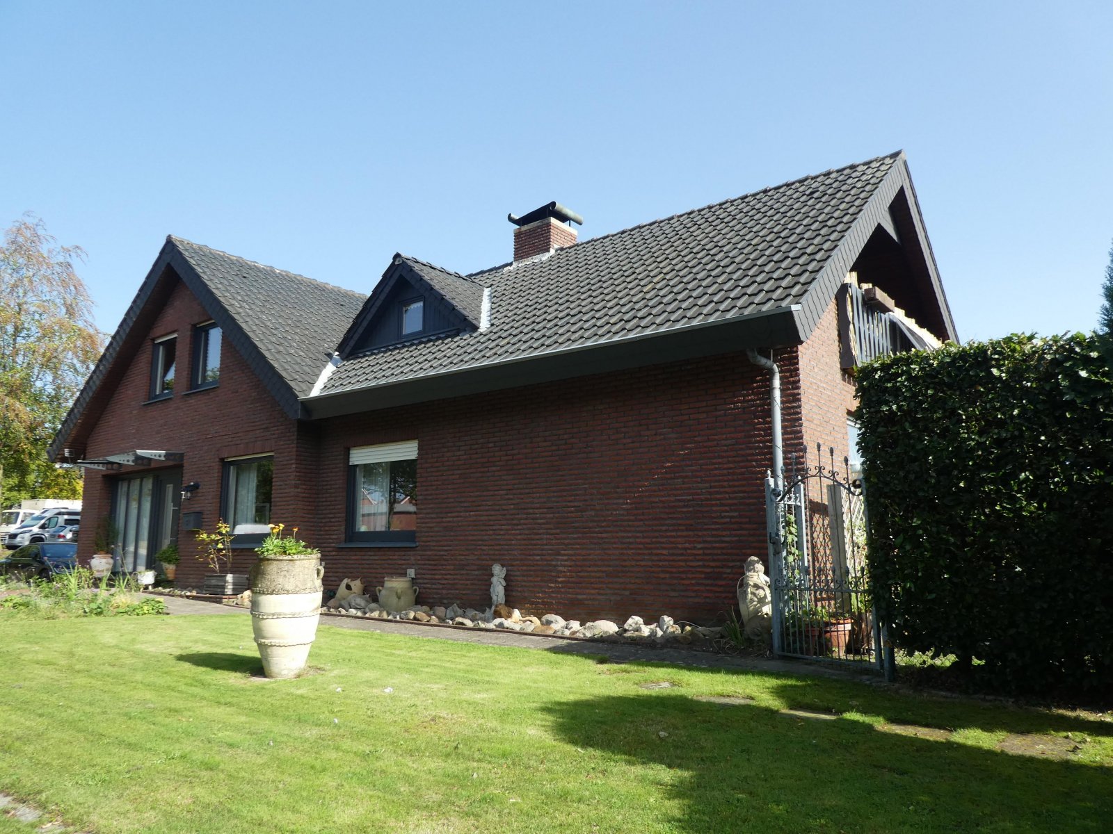 Straßenansicht Straßenansicht
