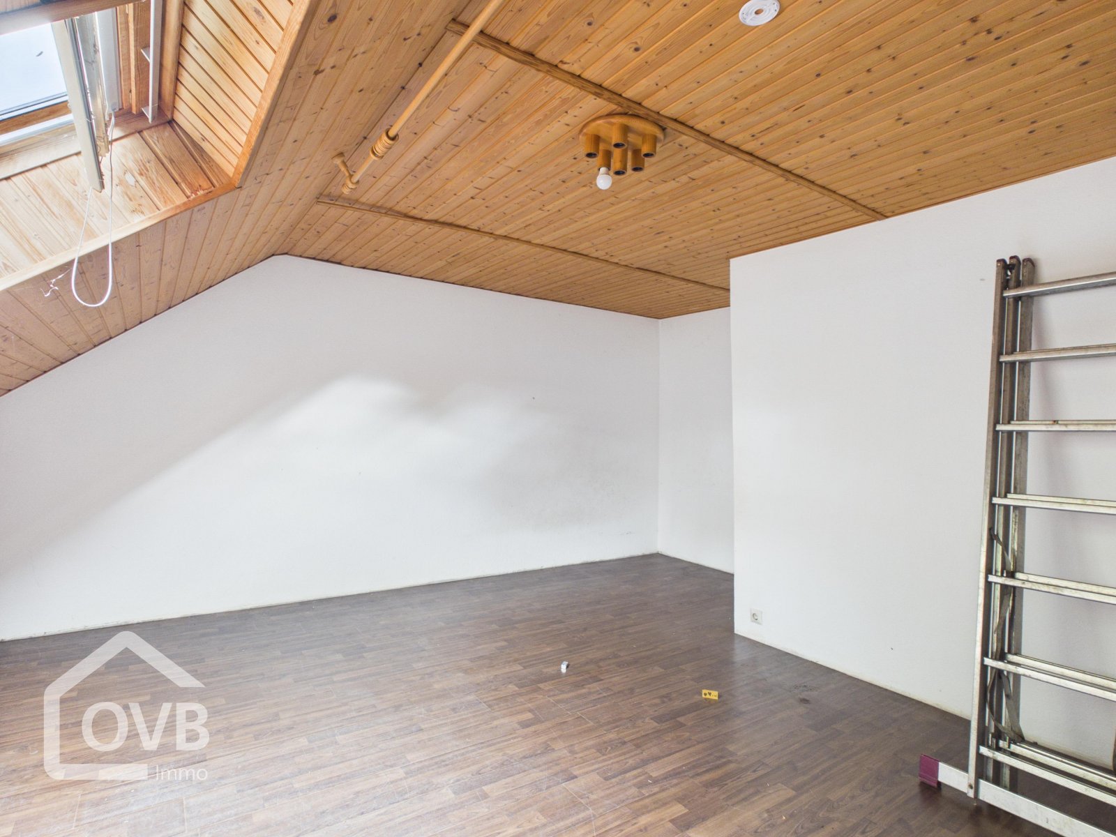 Vorderhaus Raum 1 (Wohnung 1) Vorderhaus Raum 1 (Wohnung 1)