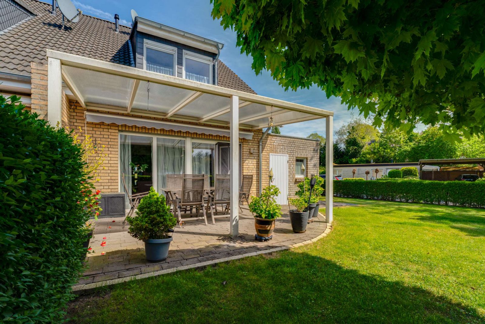 Terrasse mit Überdachung Terrasse mit Überdachung