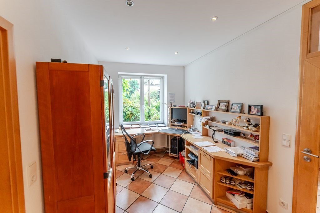Büro EG Büro EG