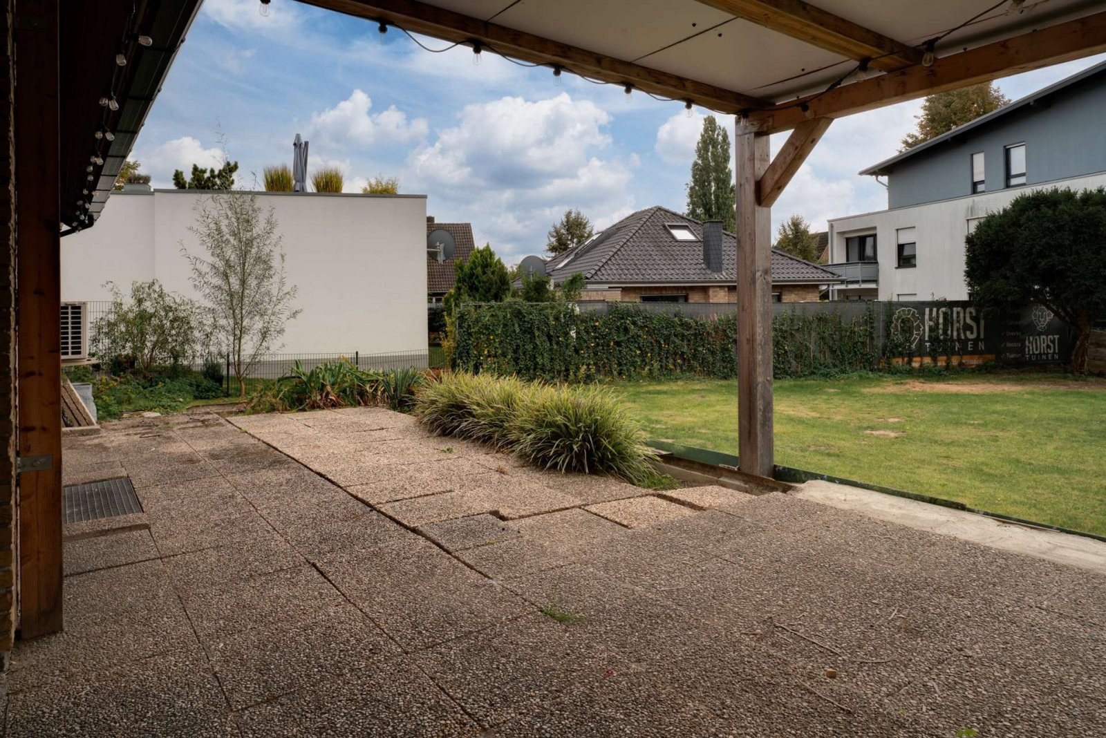 Garten mit Terrasse