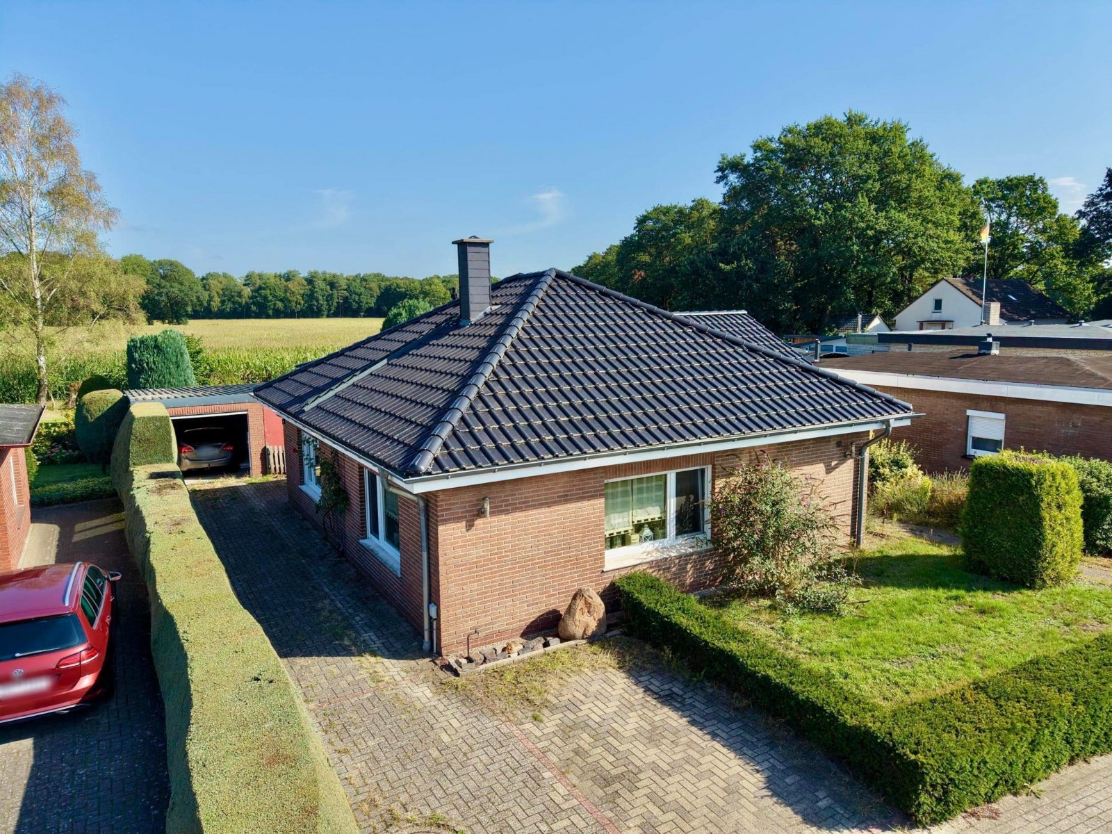 Straßenansicht Straßenansicht