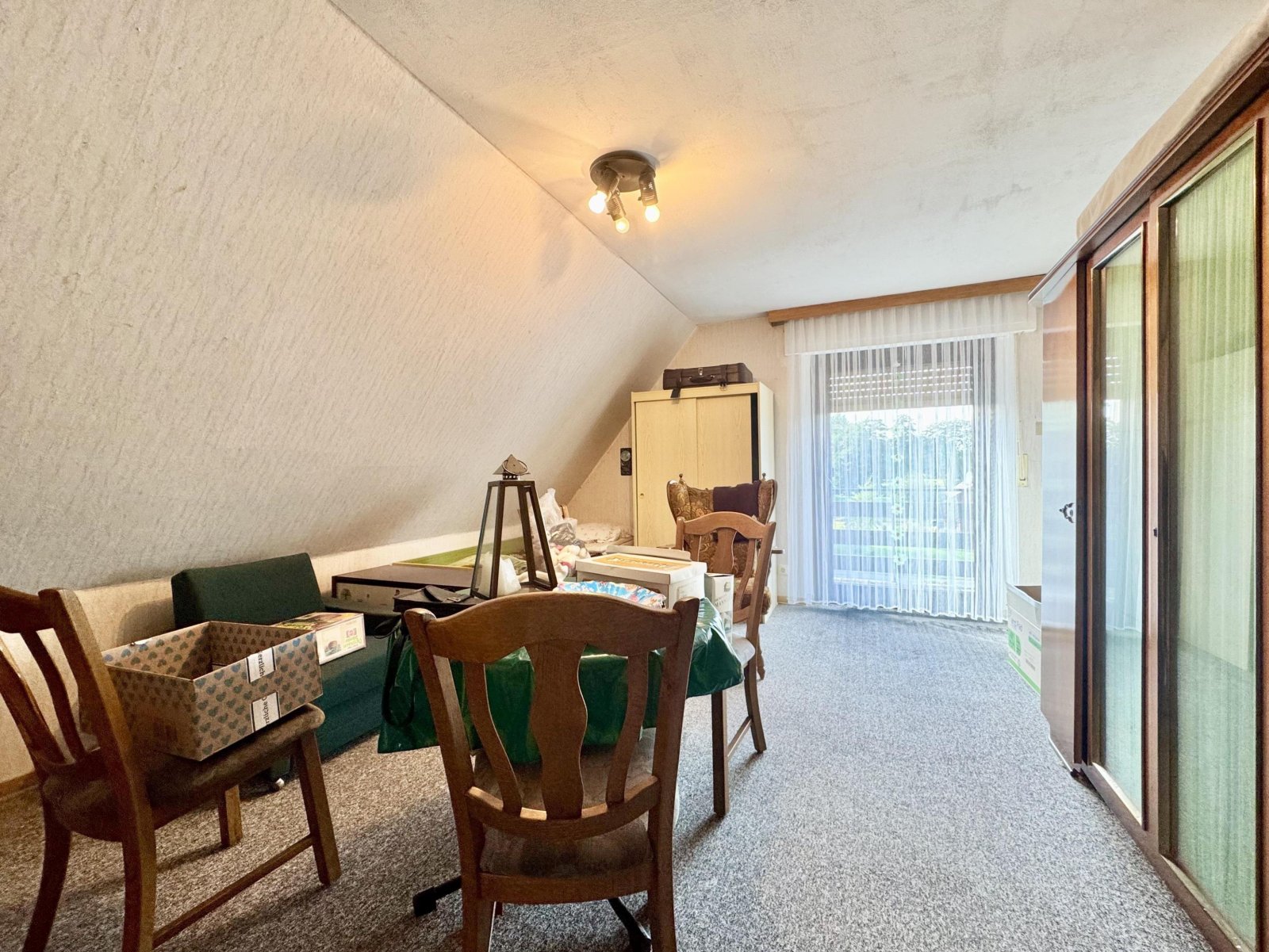 Schlafzimmer DG Schlafzimmer DG