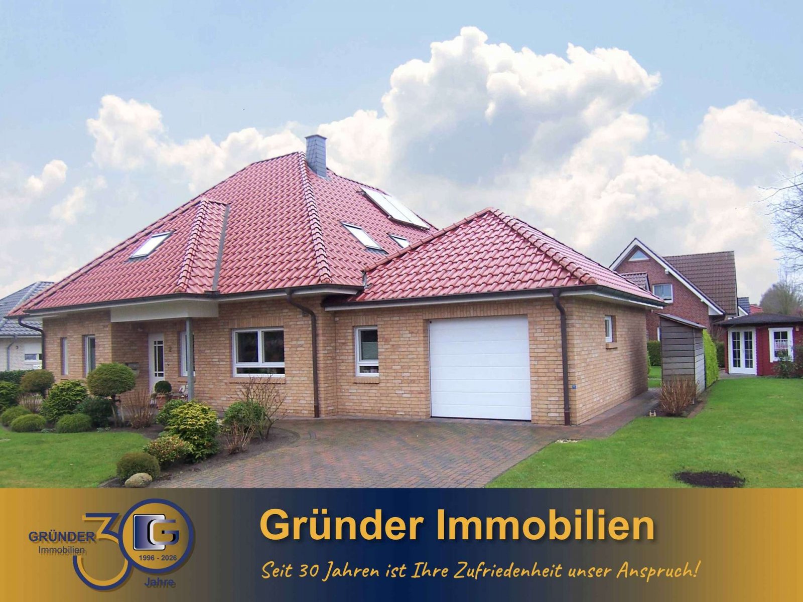 Gepflegter Walmdachbungalow Gepflegter Walmdachbungalow