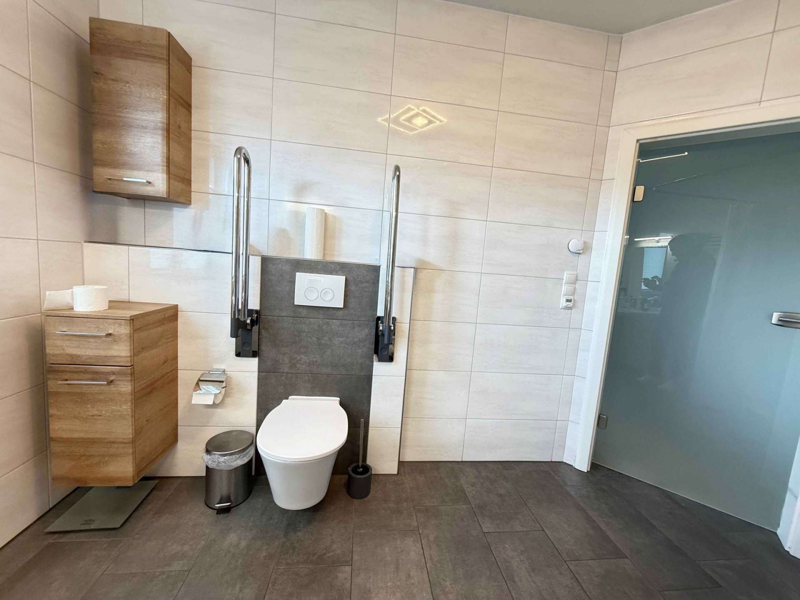 Badezimmer EG Badezimmer EG