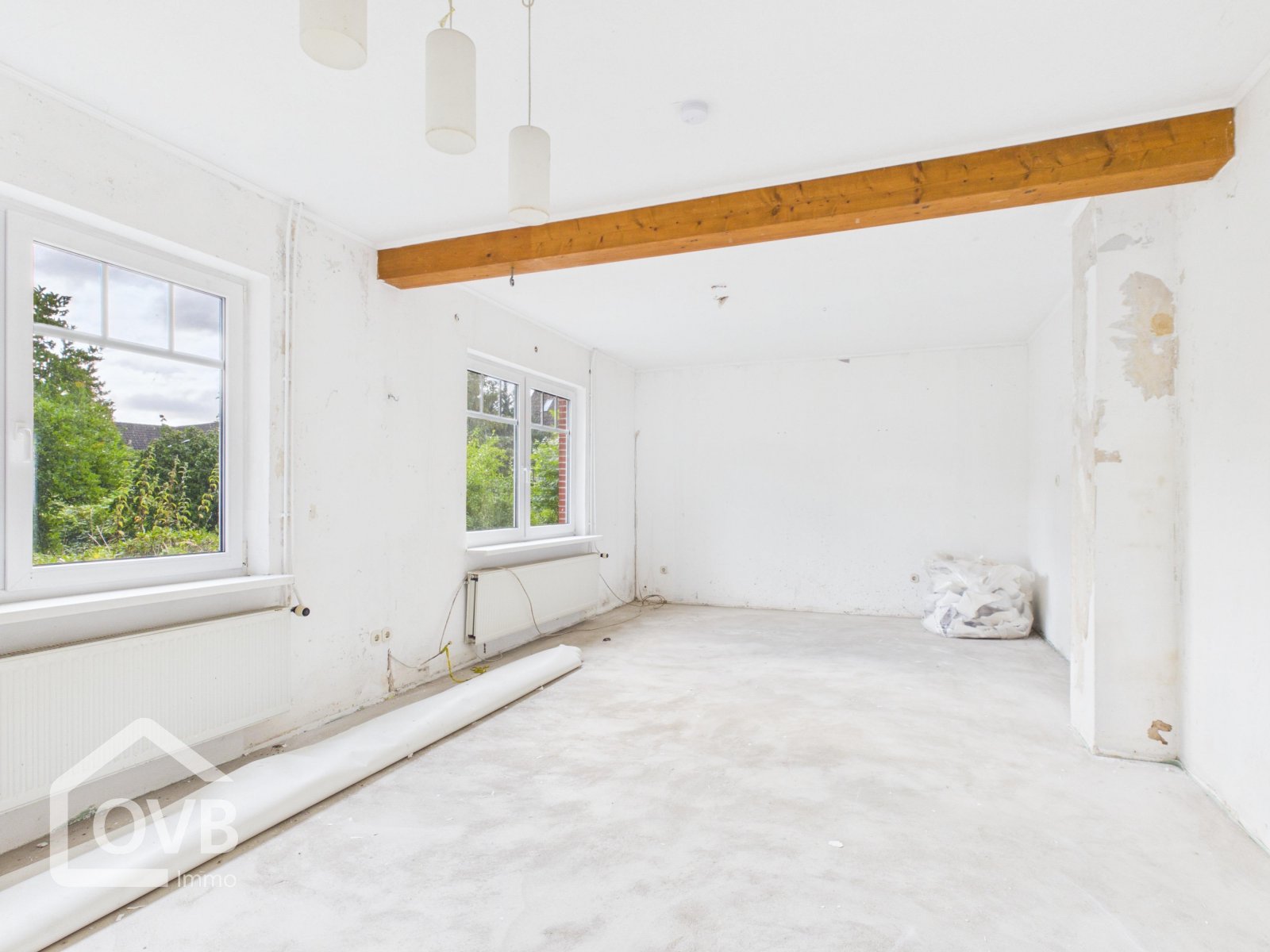 Raum Vorderhaus ( Wohnung 1) Raum Vorderhaus ( Wohnung 1)