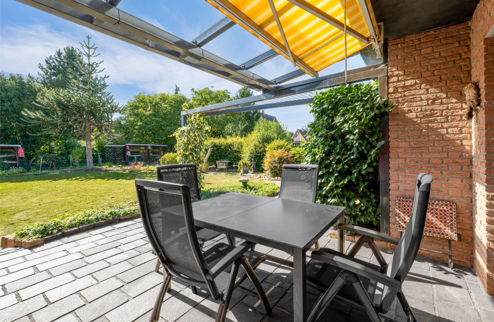 überdachte Terrasse 