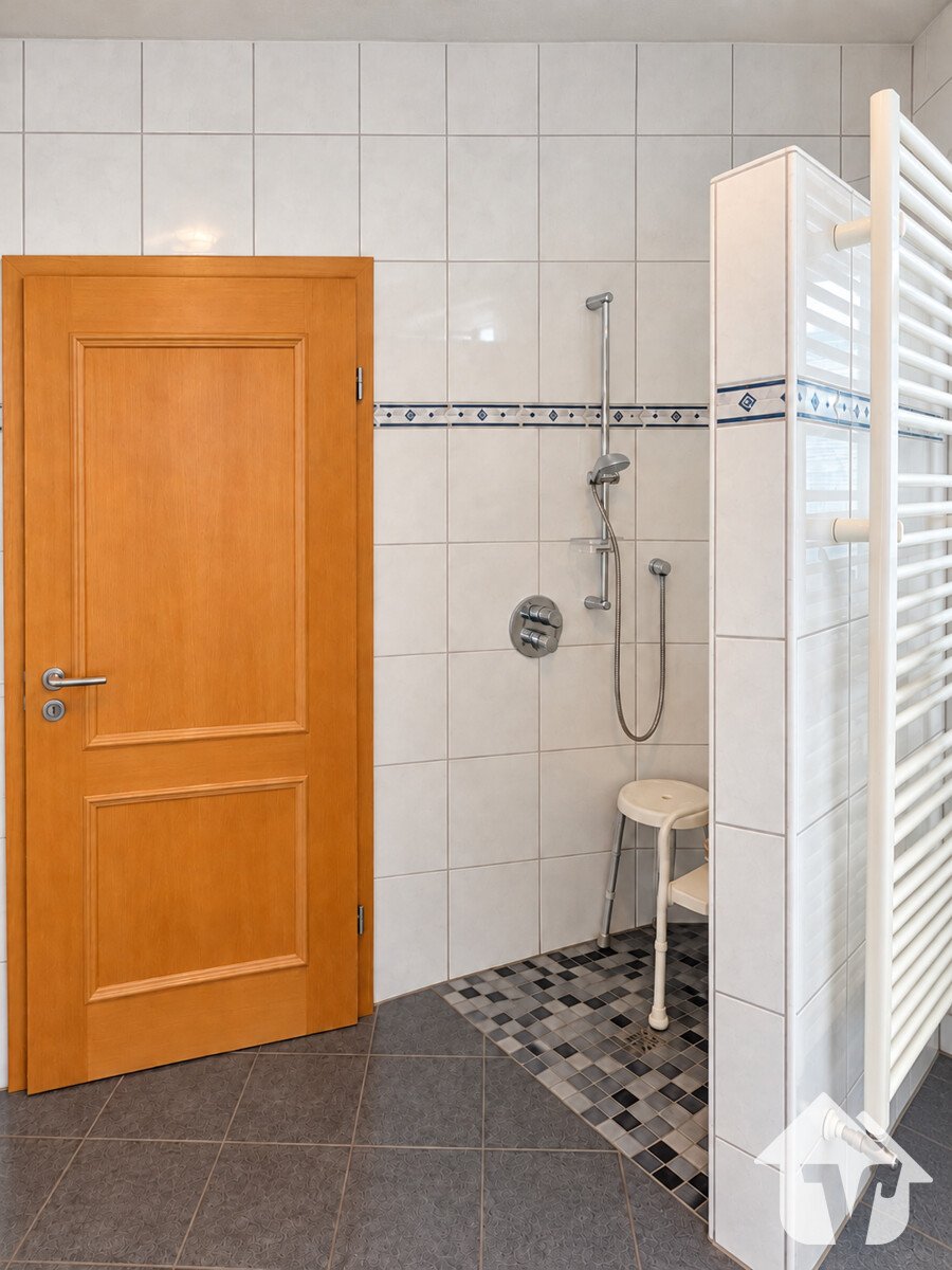 Dusche EG Dusche EG