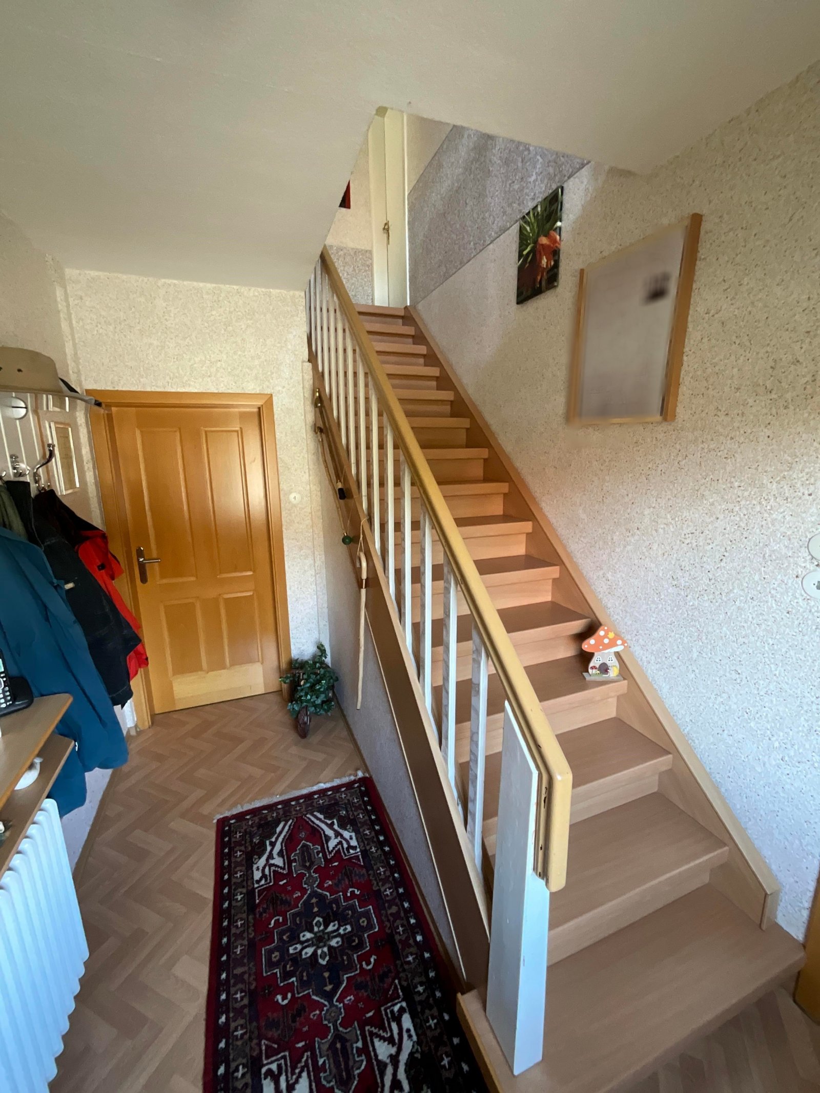 Treppe zum Dachgeschoss Treppe zum Dachgeschoss