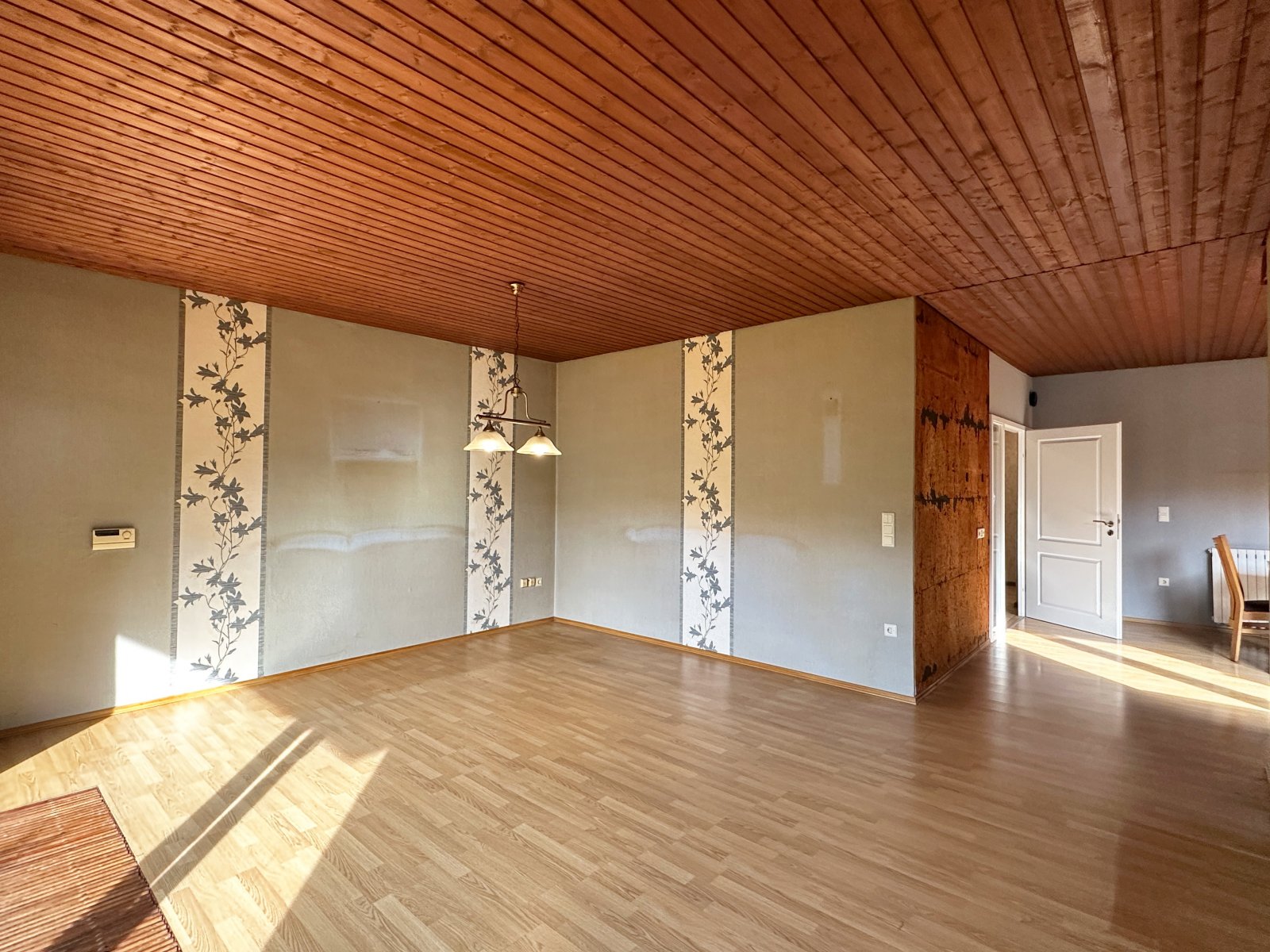 Wohnzimmer Bild 2