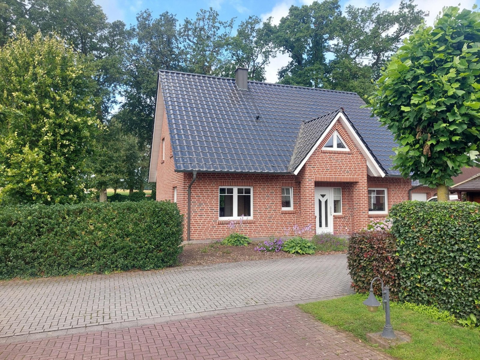 Vordere Ansicht Vordere Ansicht