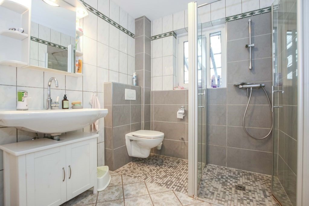 Badezimmer EG