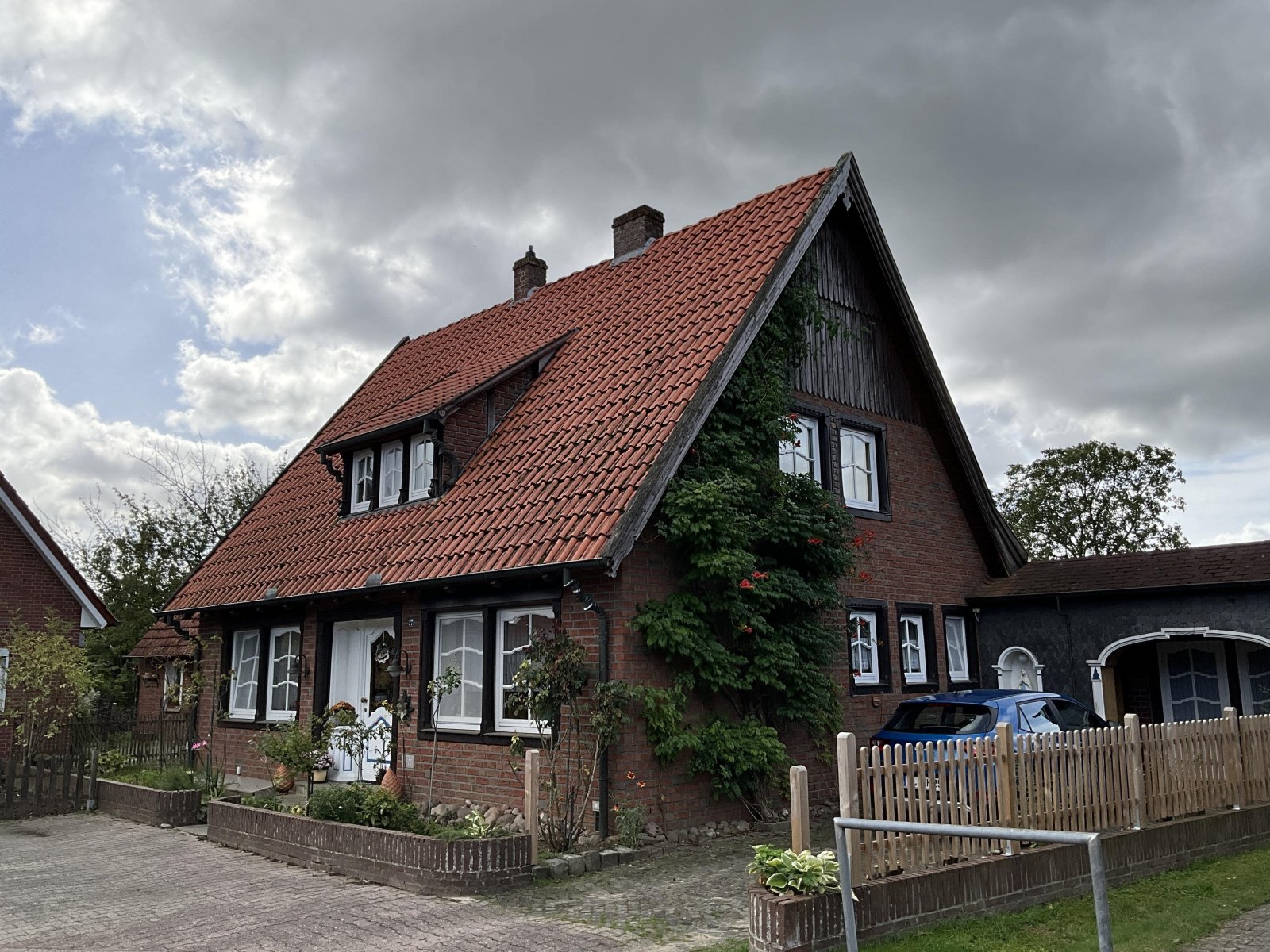 Straßenansicht Straßenansicht