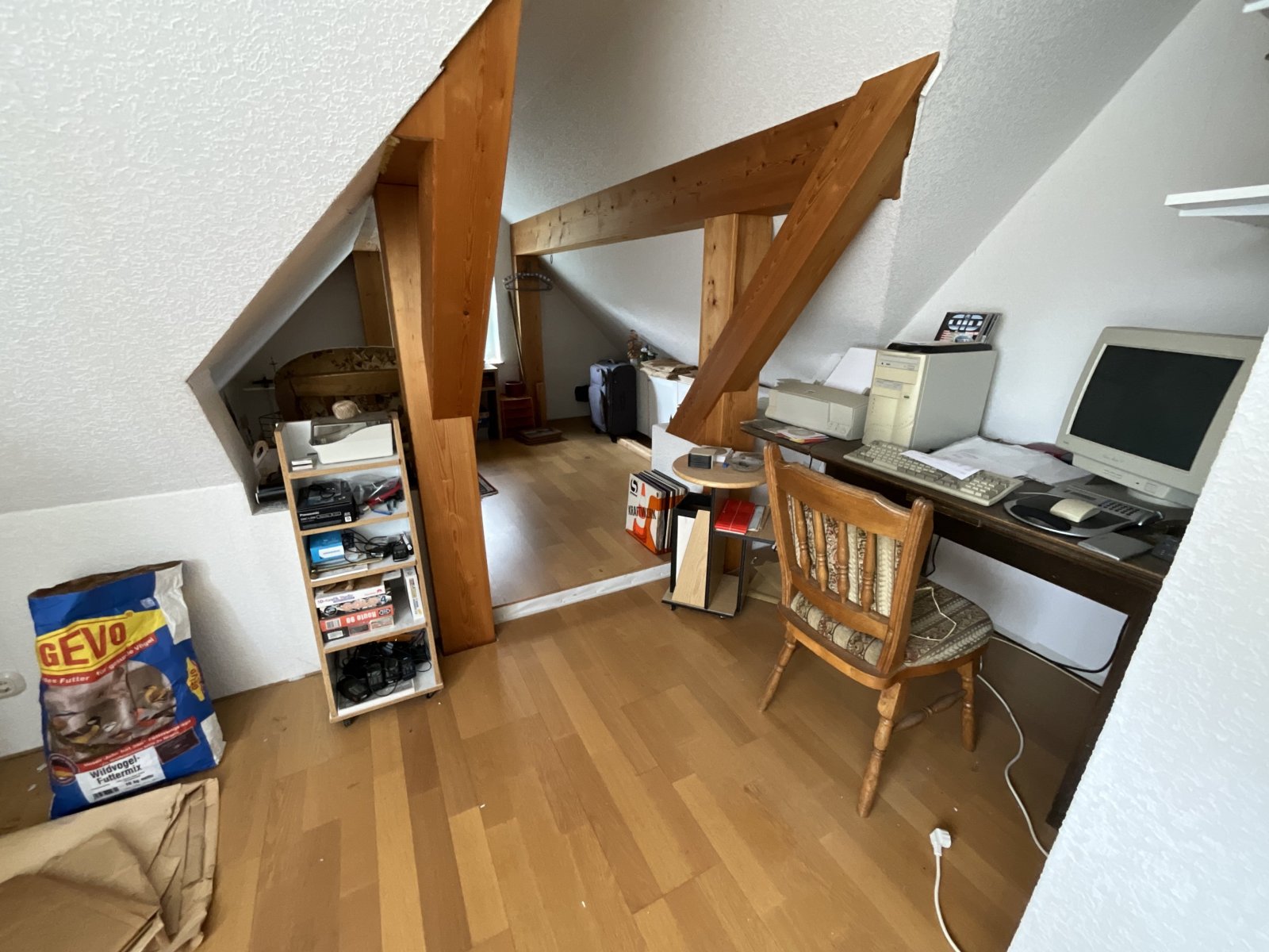Büro im Dachgeschoss Büro im Dachgeschoss
