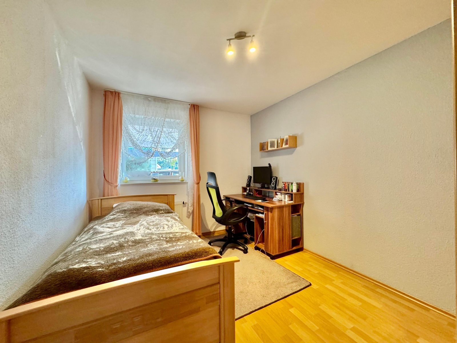 Schlafzimmer EG