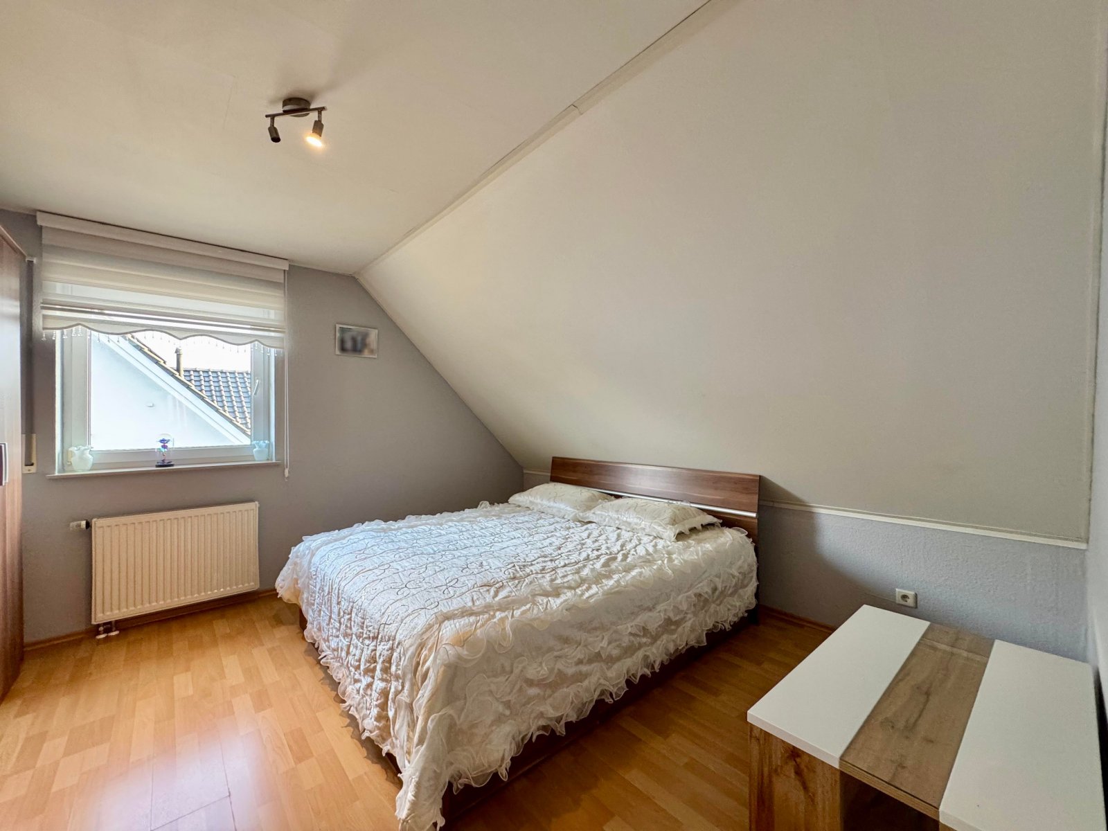 Elternschlafzimmer DG