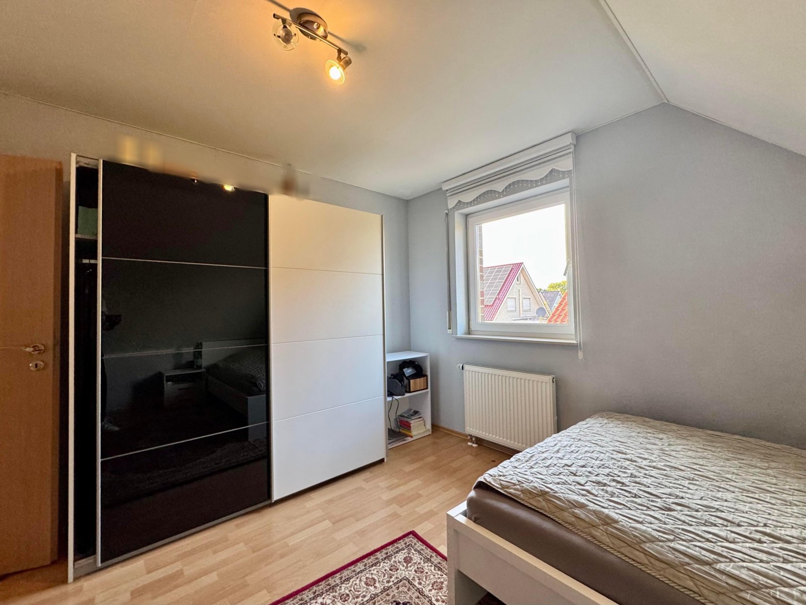Schlafzimmer DG