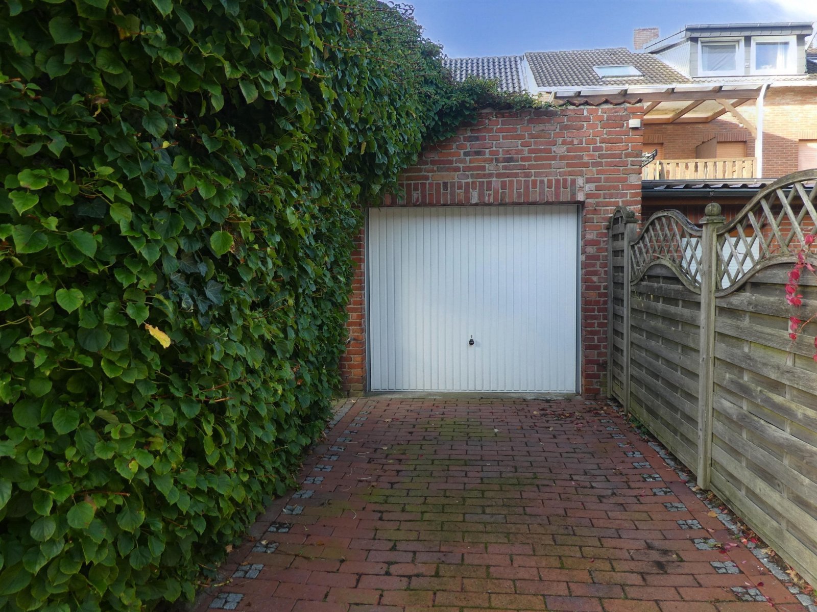 Garage Garage